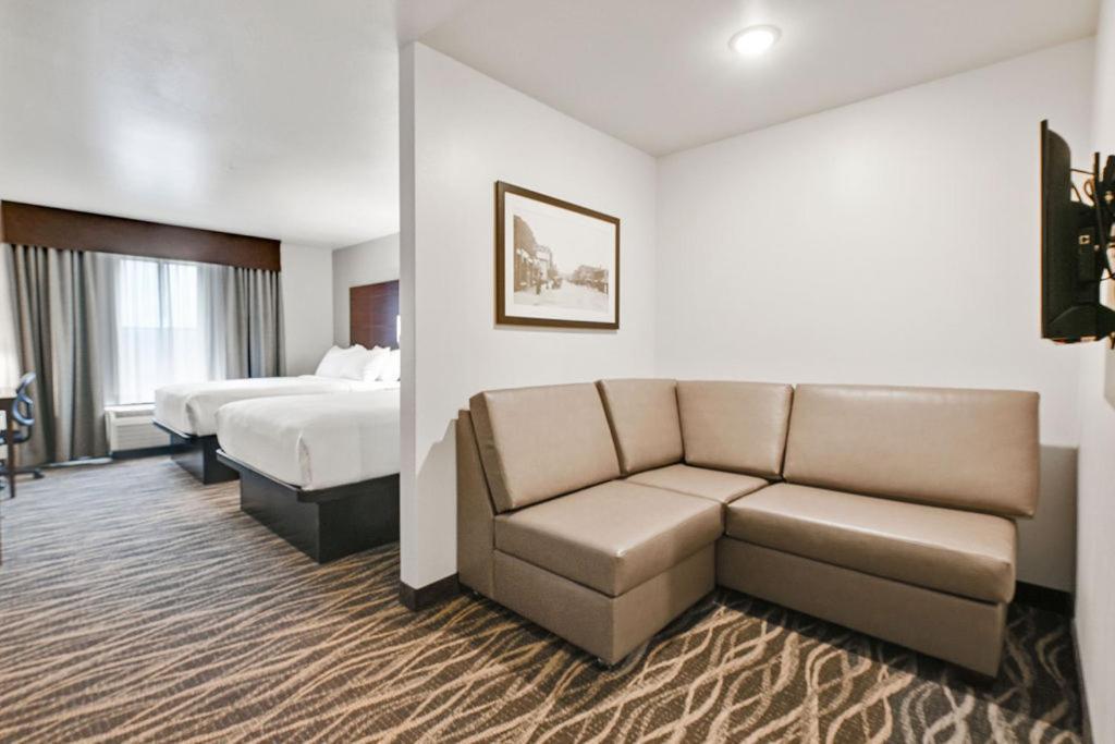 Cobblestone Hotel & Suites - Mosinee Buitenkant foto