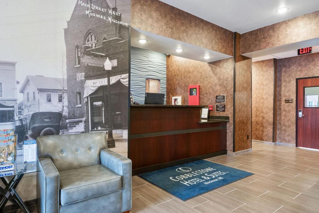 Cobblestone Hotel & Suites - Mosinee Buitenkant foto